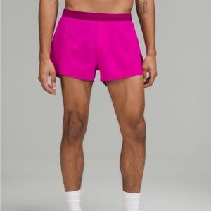 LULULEMON Mens raspberry magenta Fast Free Reflective 3"
Medium